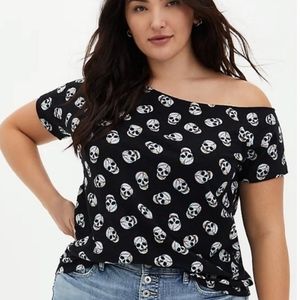 NWT Torrid Skull Off the Shoulder Tee